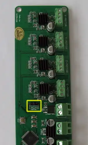 The Melzi power source jumper is in the middle of the board.