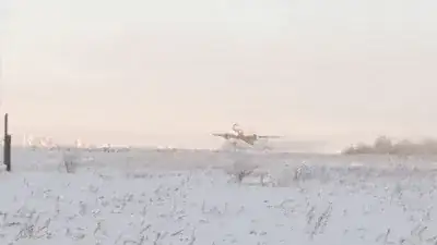 TU-204 taking off