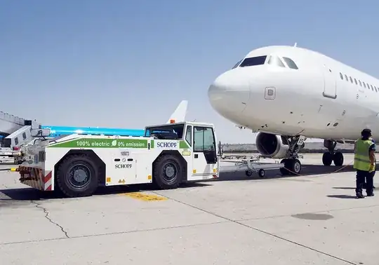 Conventional tug Goldhofer F110E