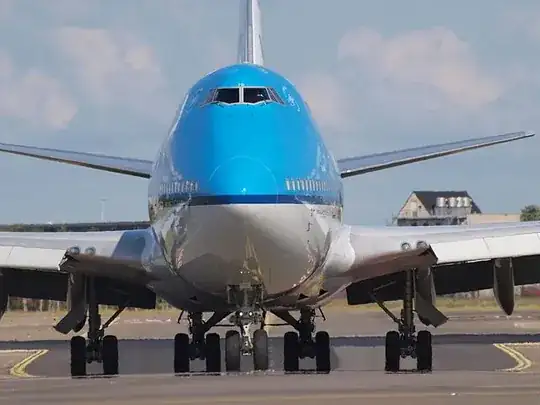 KLM 747-400 Front View