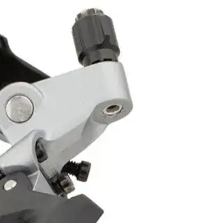 RD-R7000 product photo crop of the cable mount and screw