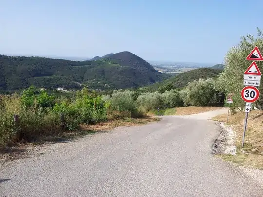 The sign says "3 drains"