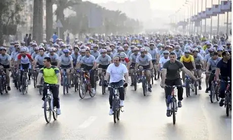 this is a recent July 2014 pix the president of Egypt looking good on a ride