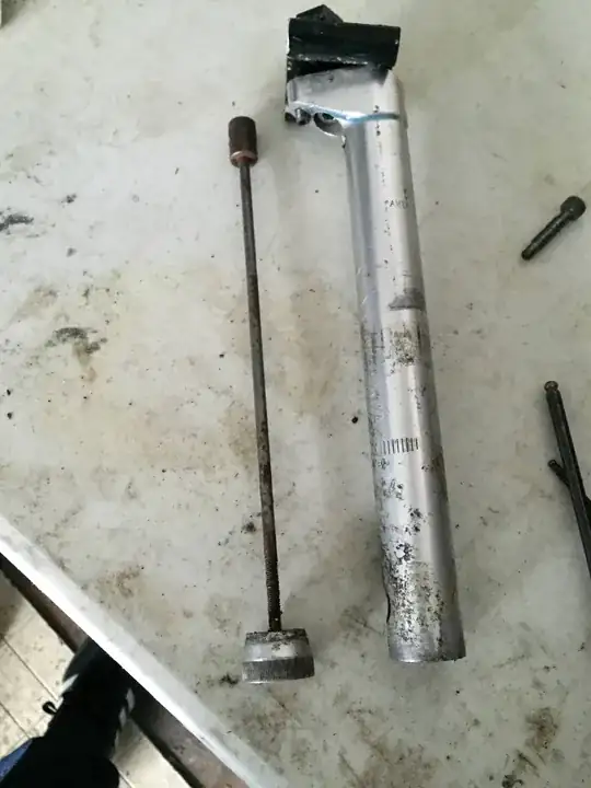 Rod Removed from Seatpost