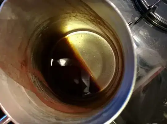 There shouldn't be remains in the cezve