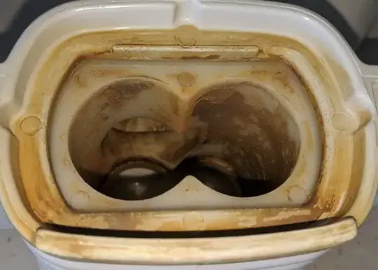 staining on main interior of juice body