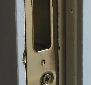 Poor quality door fittings