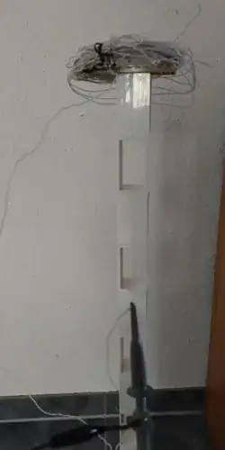 Antenna with oscilloscope probe