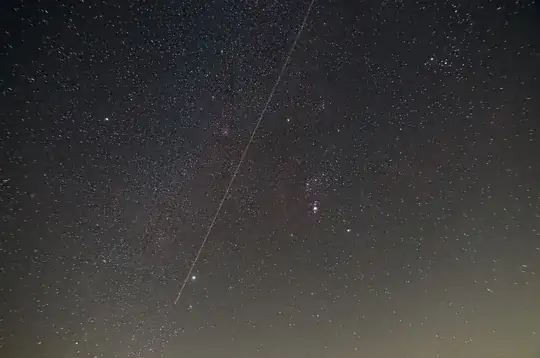 Test shot of Orion, Pentax Astrotracer on K-30, Walimex 16mm f/2.0, 180s