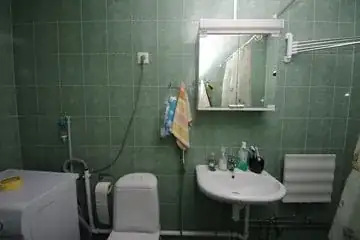 clear mirror, original image