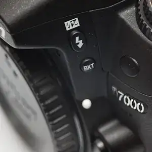 Bracketing button on D7000