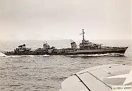 Le Fantasque similar to L'Indomptable in 1944, following a modernization in U.S.