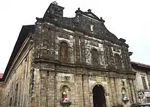 Original facade before restoration